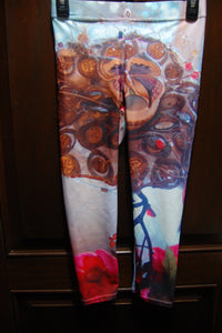 A Bit of Sculpture Yoga Pants